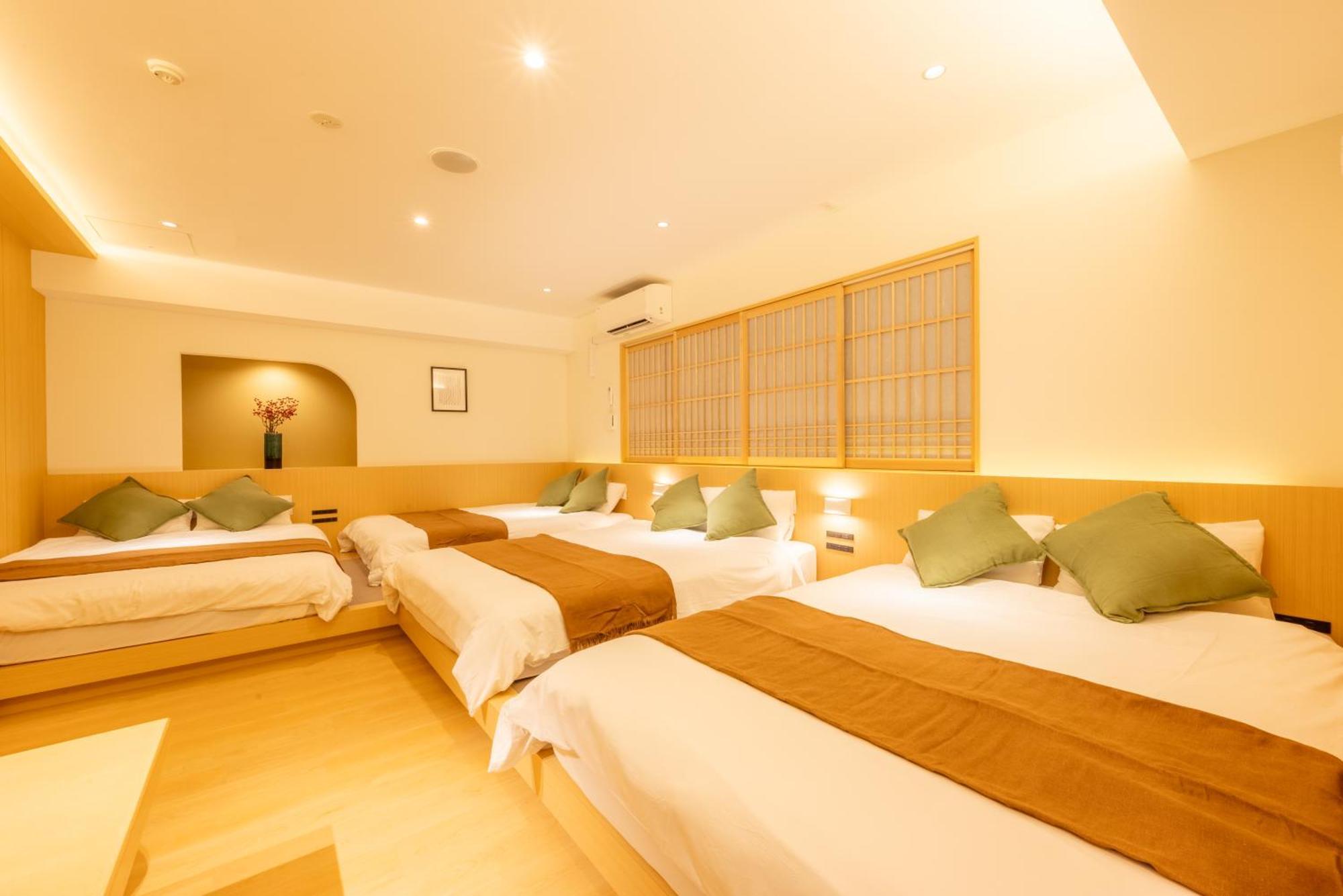 Comforts81 Shinsaibashi Ōsaka Rom bilde